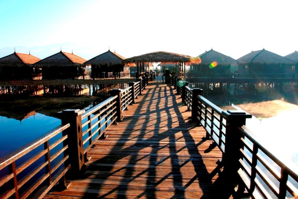 スカイ レイク インレー リゾート Inle Lake エクステリア 写真