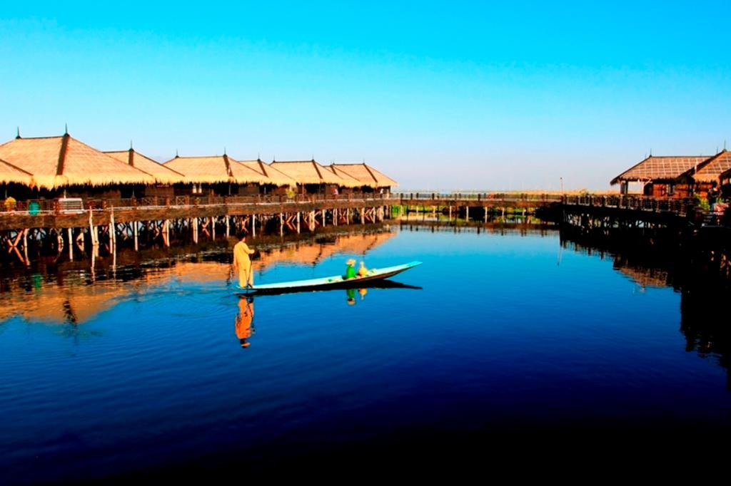 スカイ レイク インレー リゾート Inle Lake エクステリア 写真