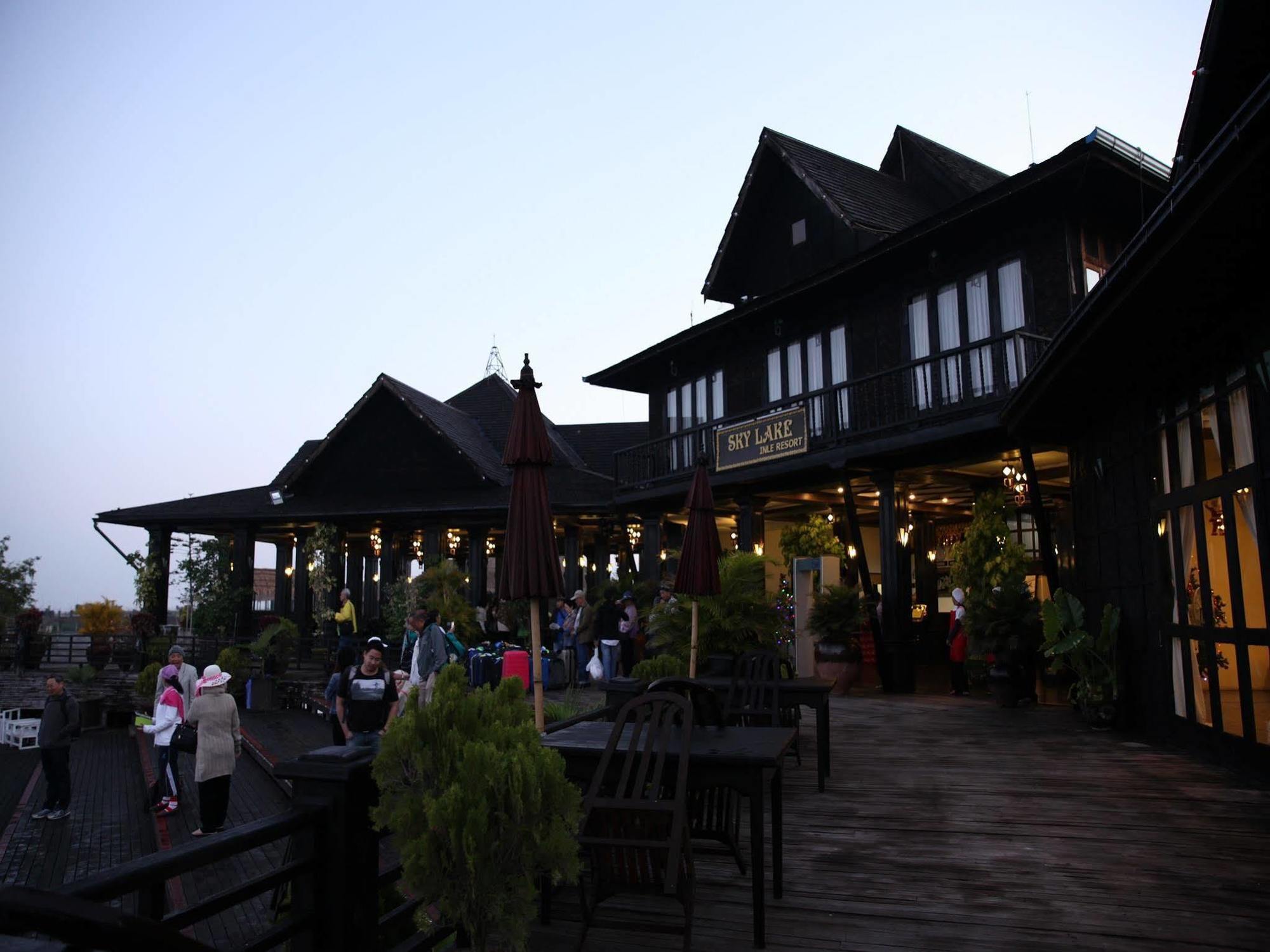 スカイ レイク インレー リゾート Inle Lake エクステリア 写真